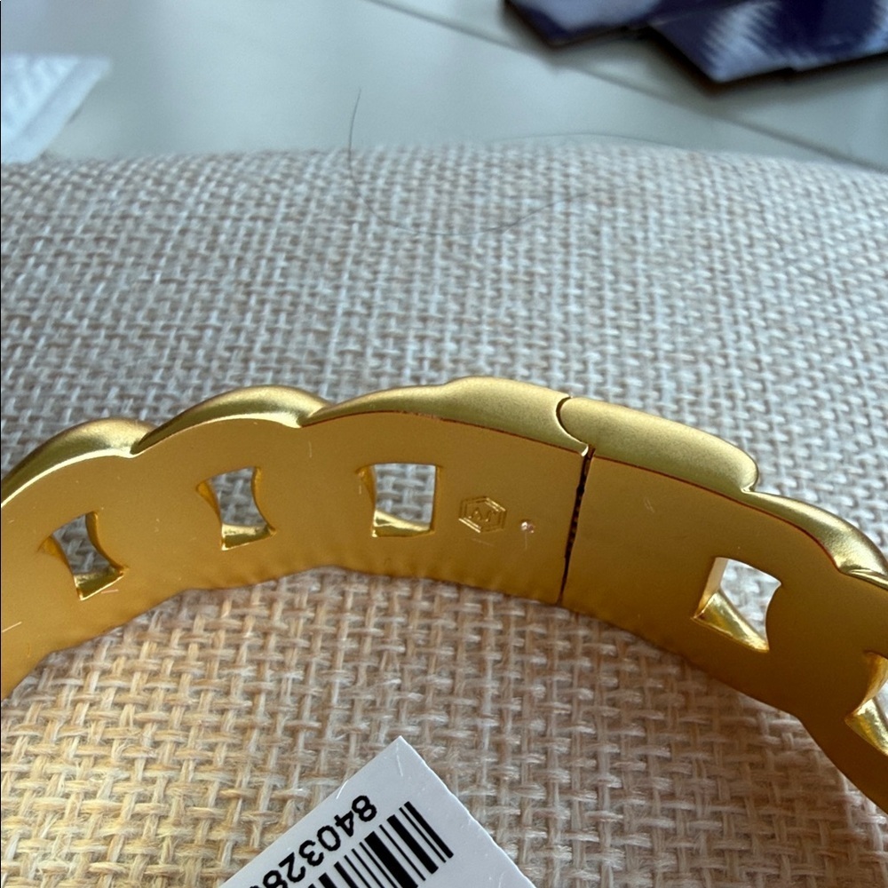 Elegant Gold and Blue Women's Bracelet - Picture 2 of 3